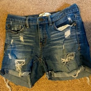 Ripped Jean shorts